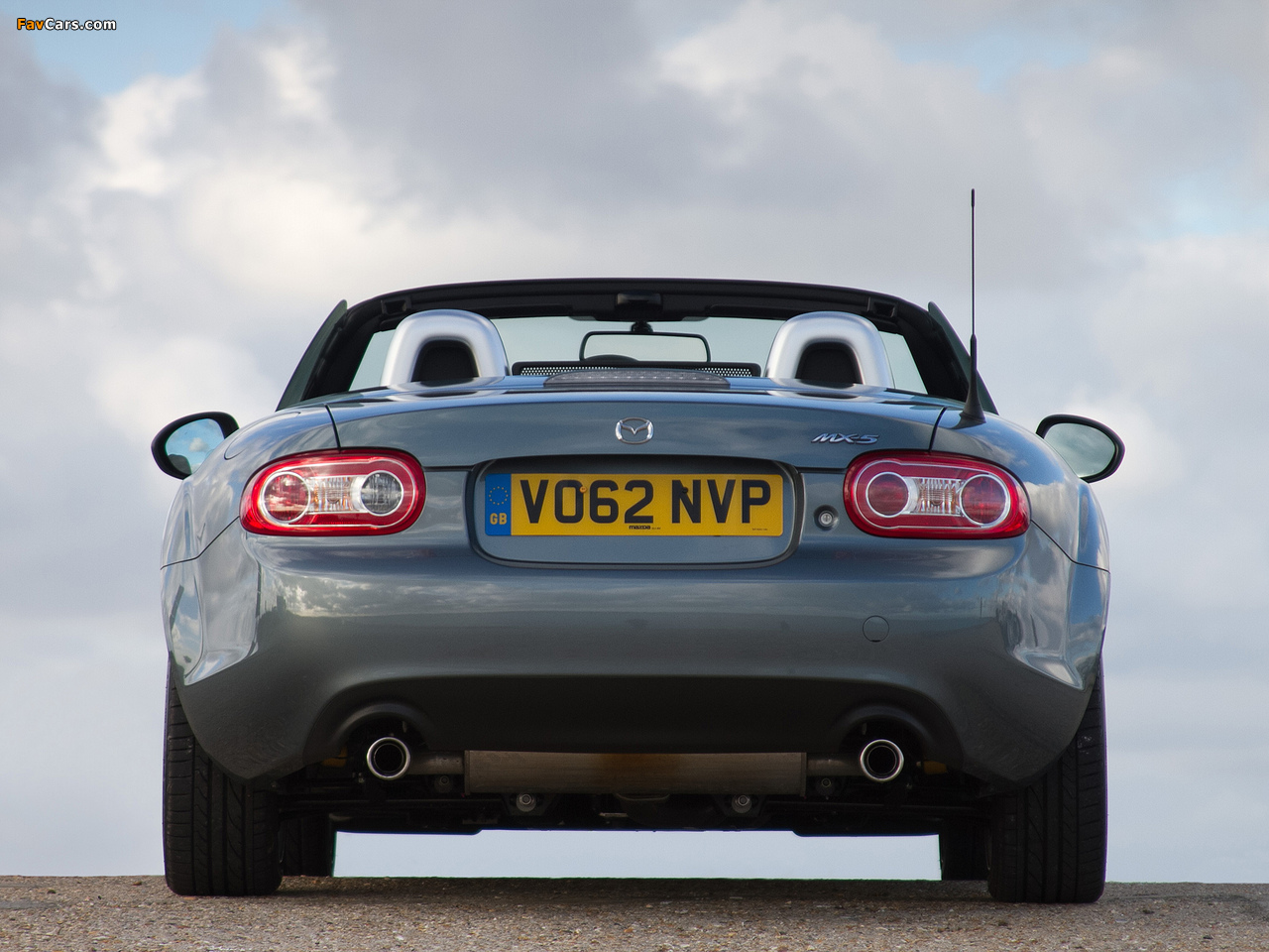 Mazda MX-5 Roadster-Coupe UK-spec (NC3) 2012 wallpapers (1280 x 960)