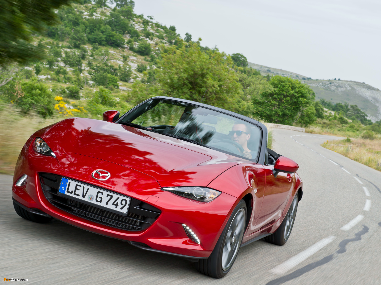 Mazda MX-5 (ND) 2015 wallpapers (1600 x 1200)