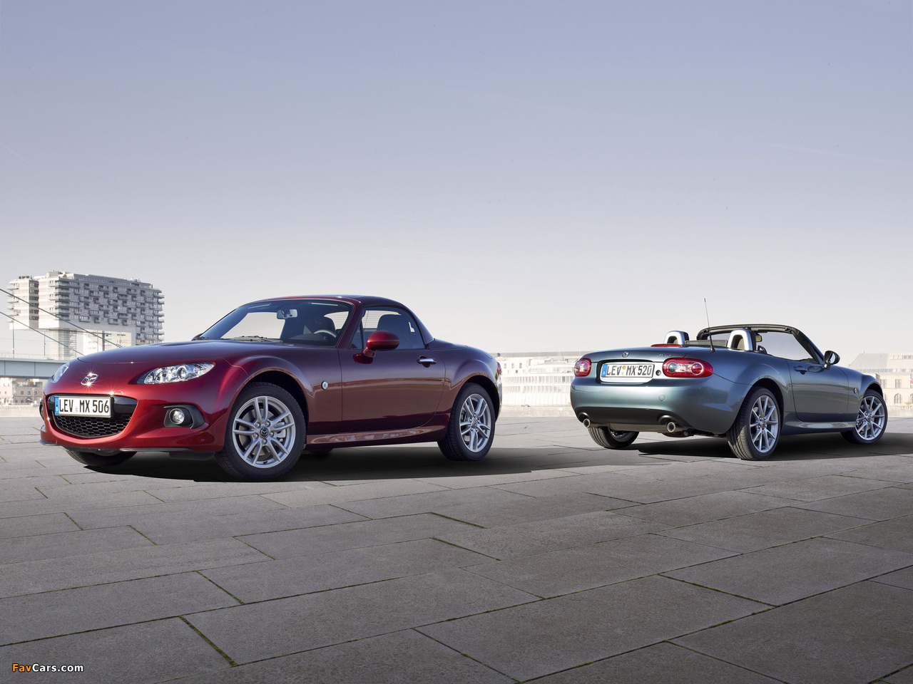 Mazda MX-5 wallpapers (1280 x 960)