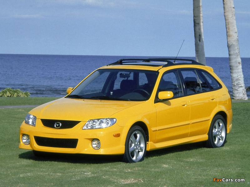 Photos of Mazda Protege Wagon (BJ) 2000–03 (800 x 600)