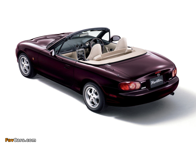 Photos of Mazda Roadster VS Combination B (NB8C) 2004–05 (640 x 480)