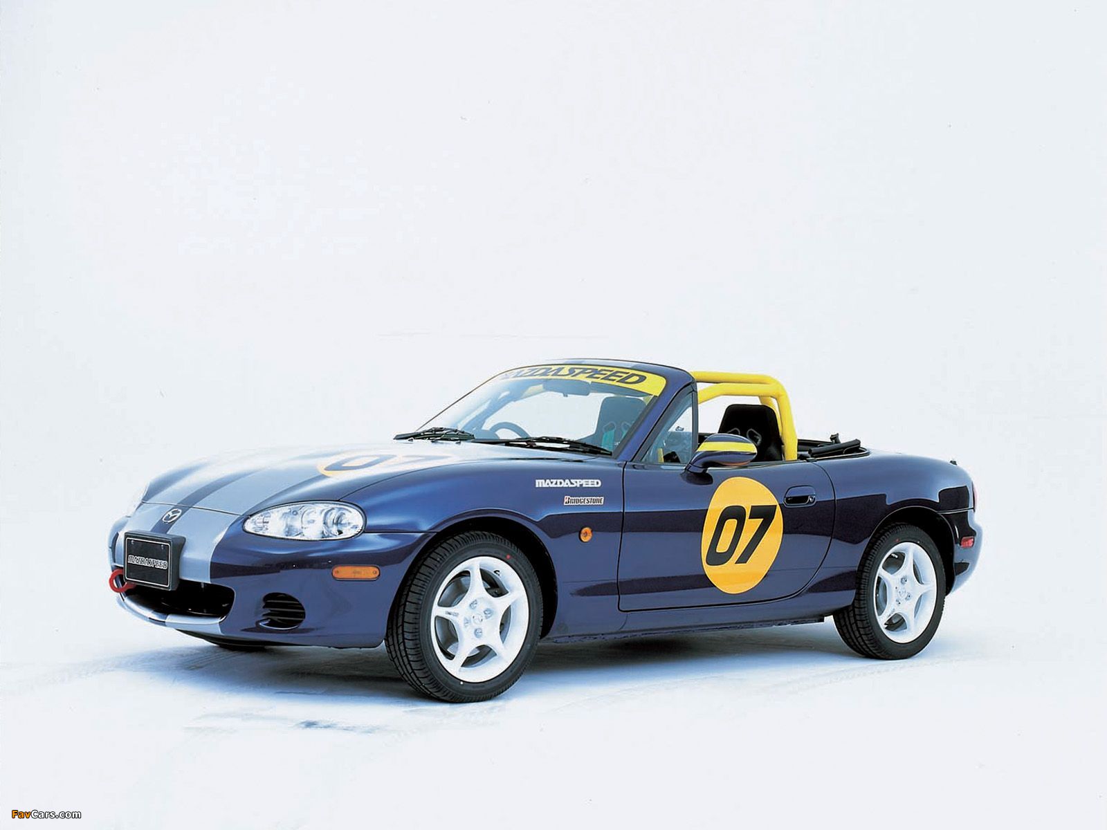 Mazdaspeed Roadster NR-A (NB6C) 2001–02 wallpapers (1600 x 1200)