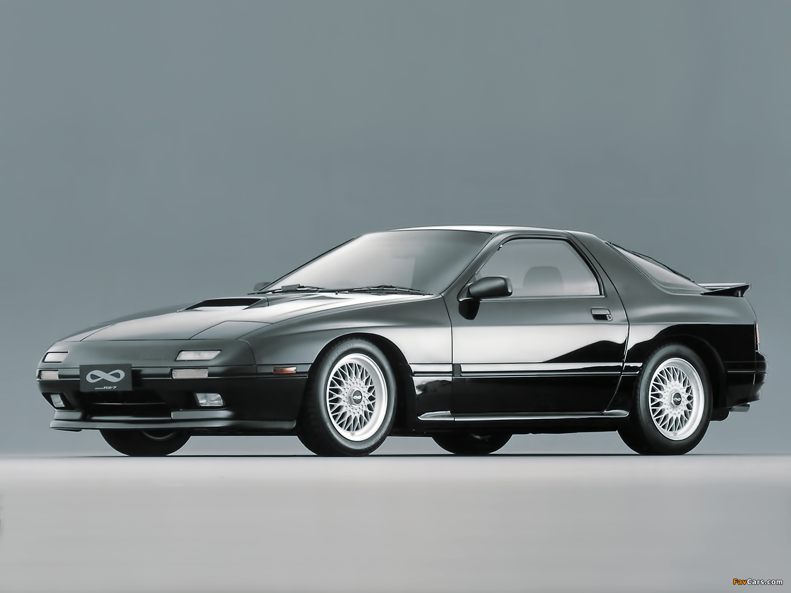 Images of Mazda Savanna RX-7 (FC) 1985–91 (1600 x 1200)