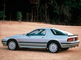 Mazda RX-7 1985 year wallpapers