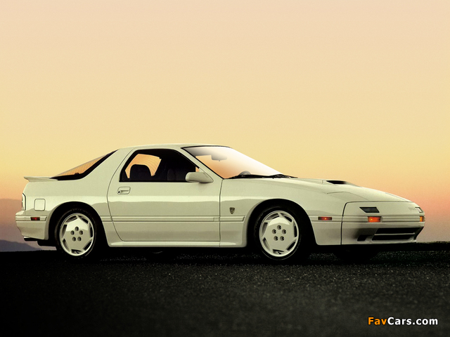 Images of Mazda RX-7 10th Anniversary (FC) 1988 (640 x 480)