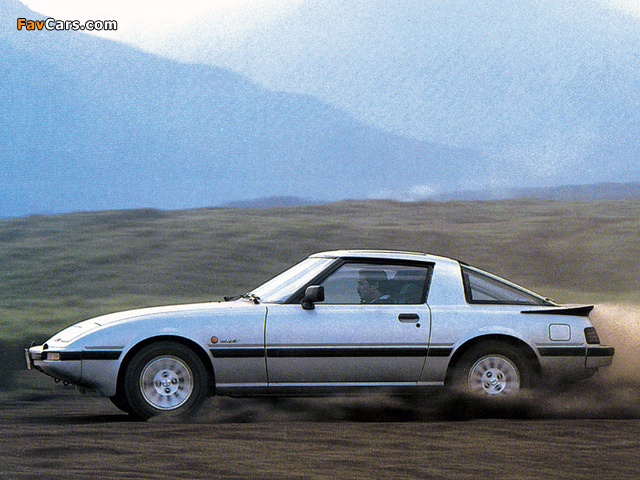 Mazda RX-7 (SA) 1981–85 images (640 x 480)