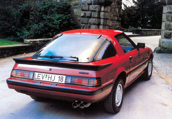 Mazda RX-7 (SA) 1981–85 photos