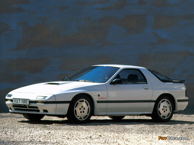 Mazda RX-7 Turbo II (FC) 1985–91 images (640 x 480)