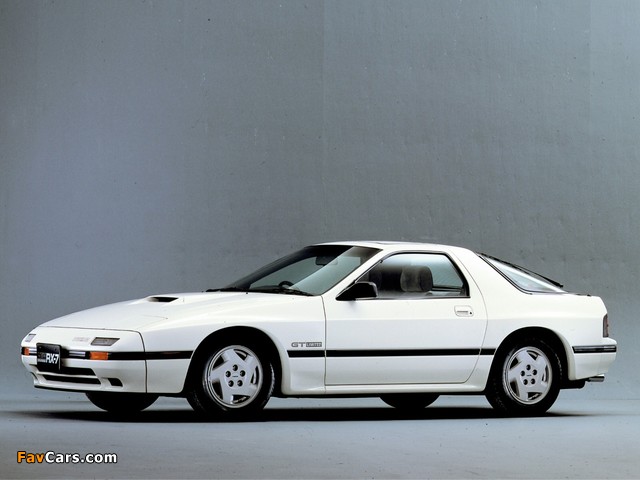 Mazda Savanna RX-7 (FC) 1985–91 photos (640 x 480)