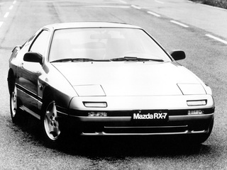 Mazda RX-7 1985 year wallpapers