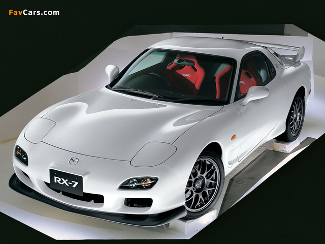 Mazda RX-7 Type RZ (FD3S) 2000–03 pictures (640 x 480)
