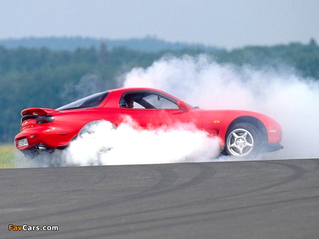 Photos of Mazda RX-7 (FD) 1991–2002 (640 x 480)