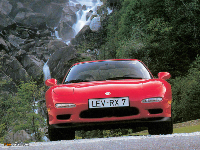 Pictures of Mazda RX-7 (FD) 1991–2002 (800 x 600)