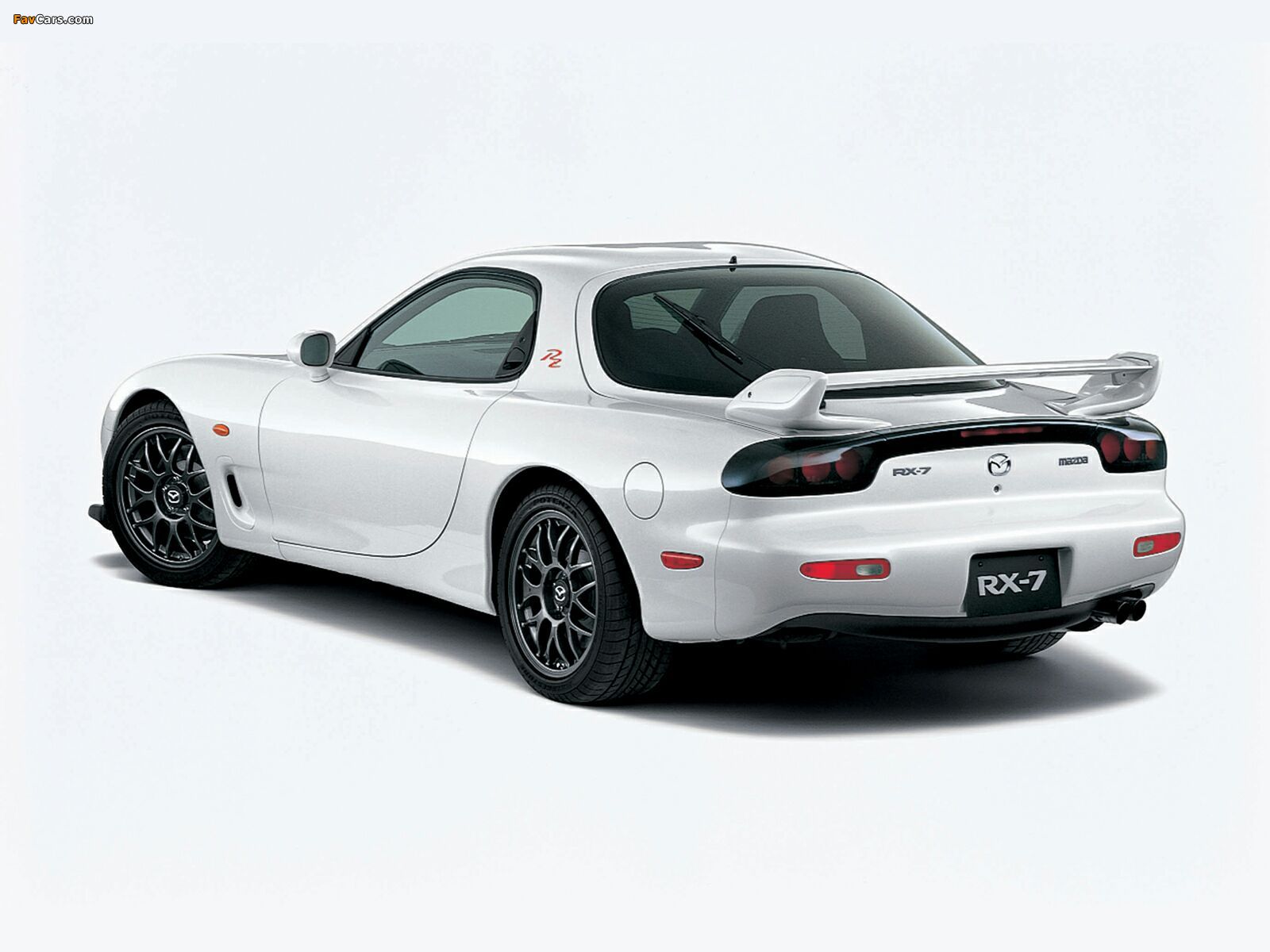 Pictures of Mazda RX-7 Type RZ (FD3S) 2000–03 (1600 x 1200)