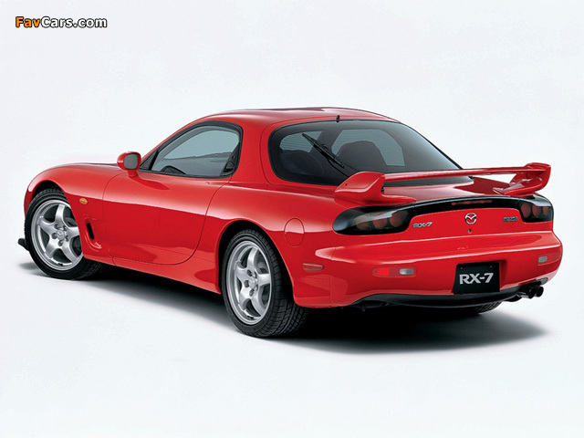 Pictures of Mazda RX-7 Type RS (FD3S) 2000–03 (640 x 480)