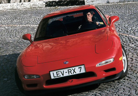 Mazda RX-7 (FD) 1991–2002 wallpapers