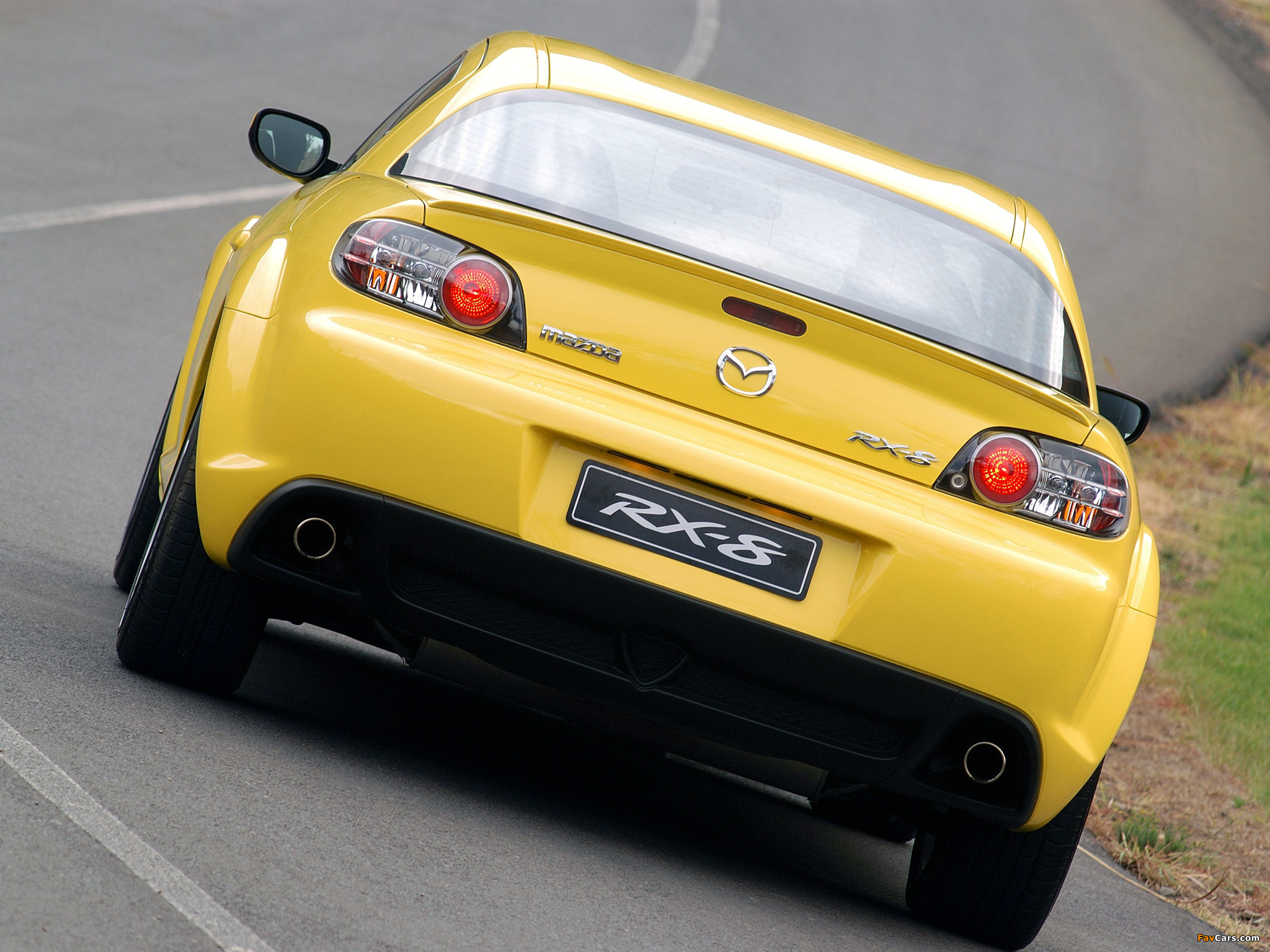 Images of Mazda RX-8 ZA-spec 2003–08 (2048 x 1536)