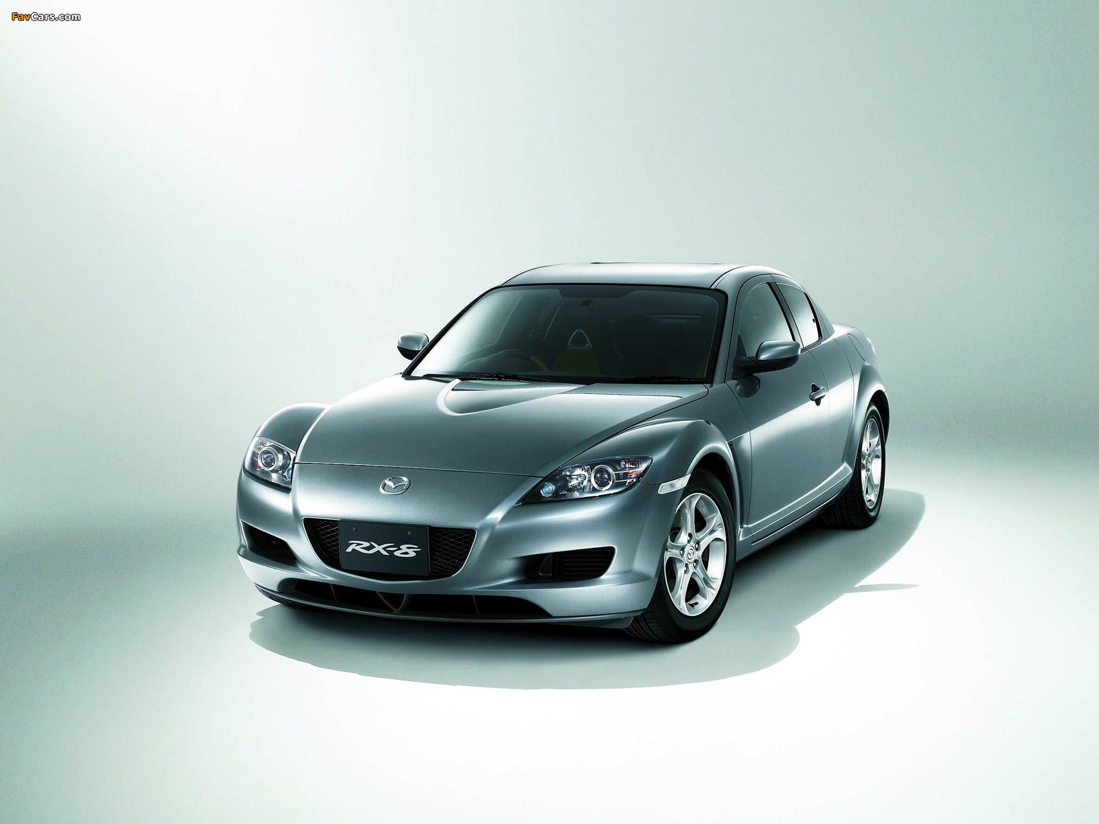 Photos of Mazda RX-8 JP-spec 2003–08 (1600 x 1200)