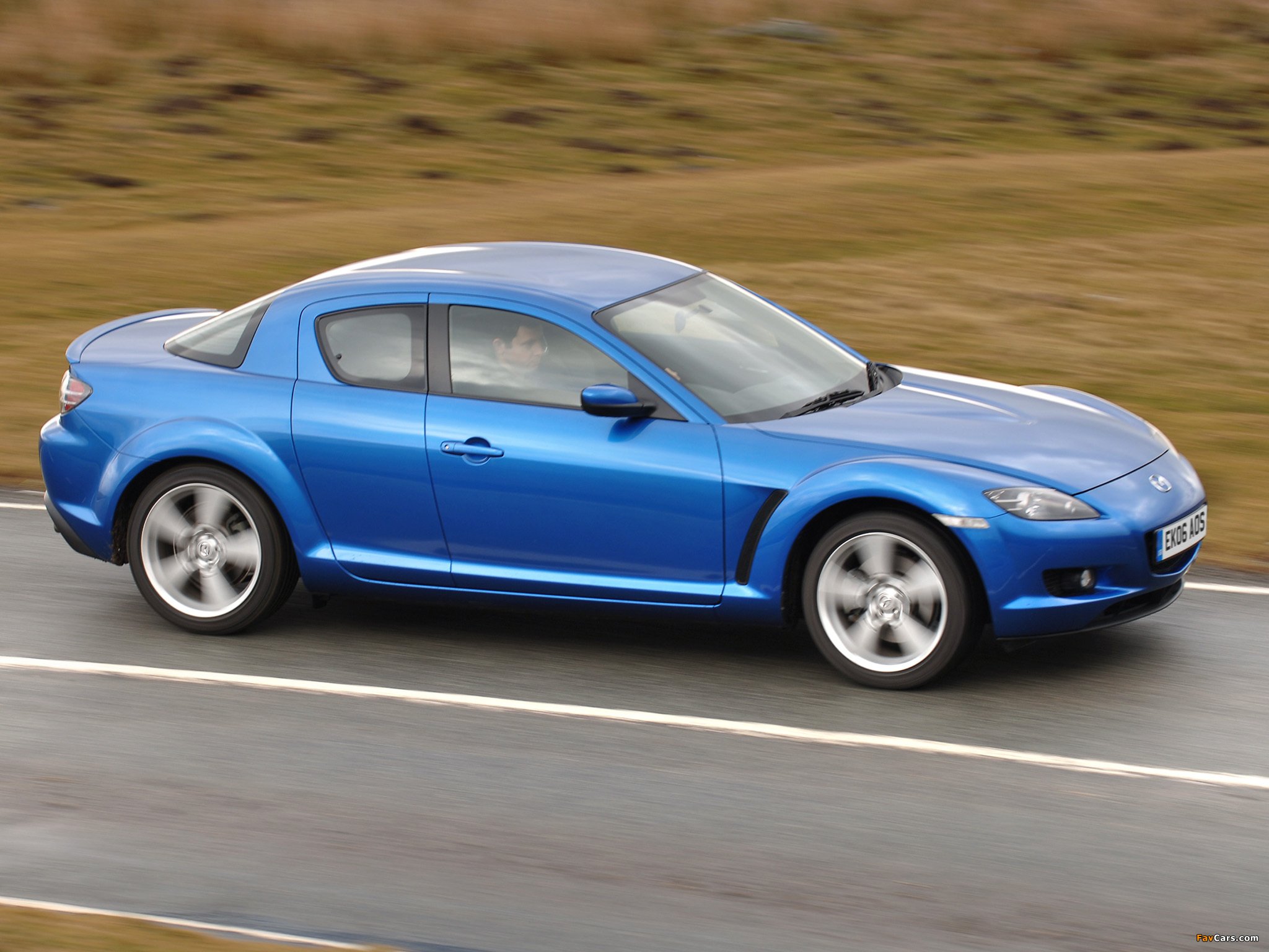 Mazda RX-8 UK-spec 2003–08 wallpapers (2048 x 1536)