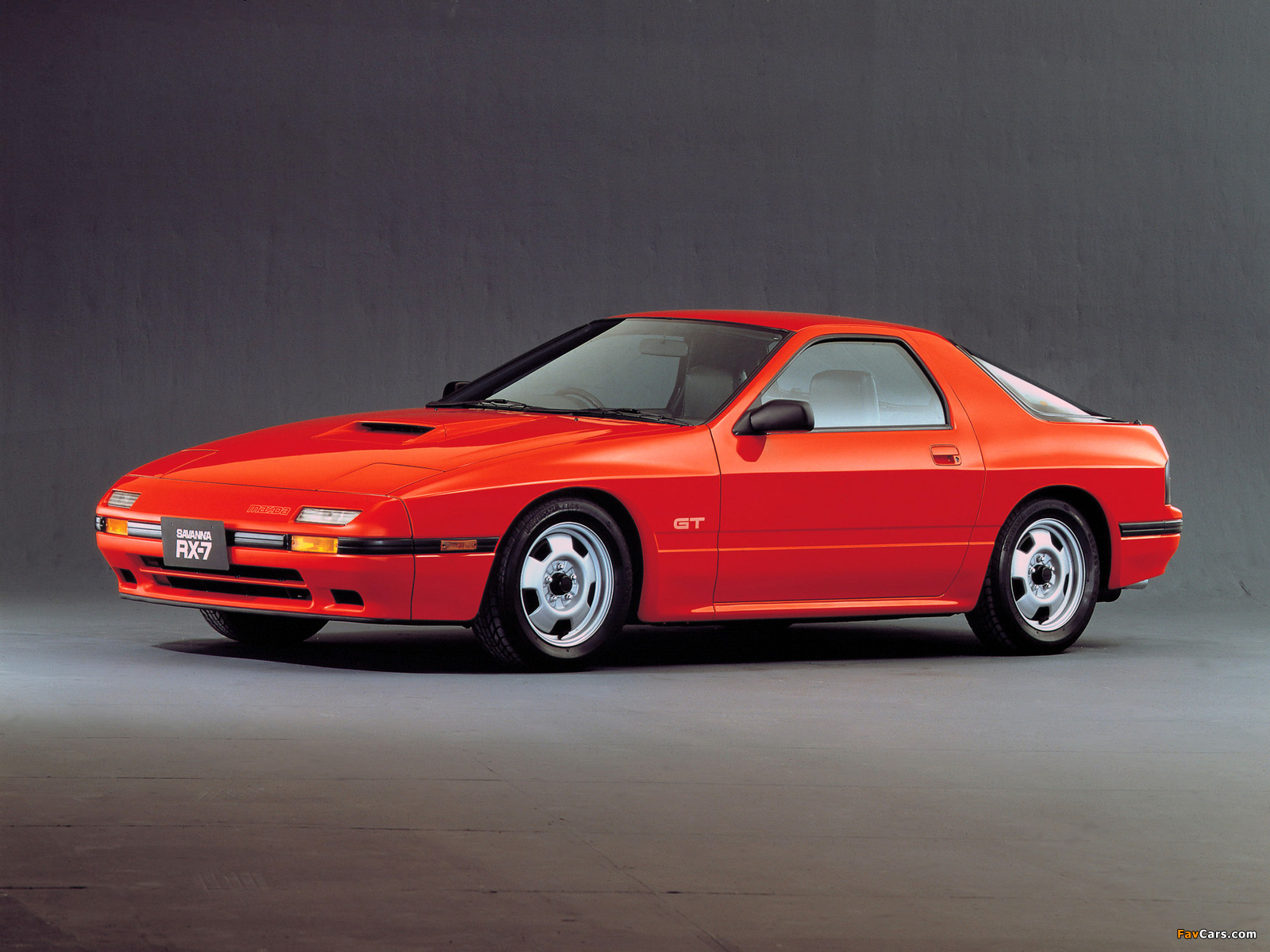 Mazda Savanna RX-7 GT (FC) 1985–91 pictures (1600 x 1200)