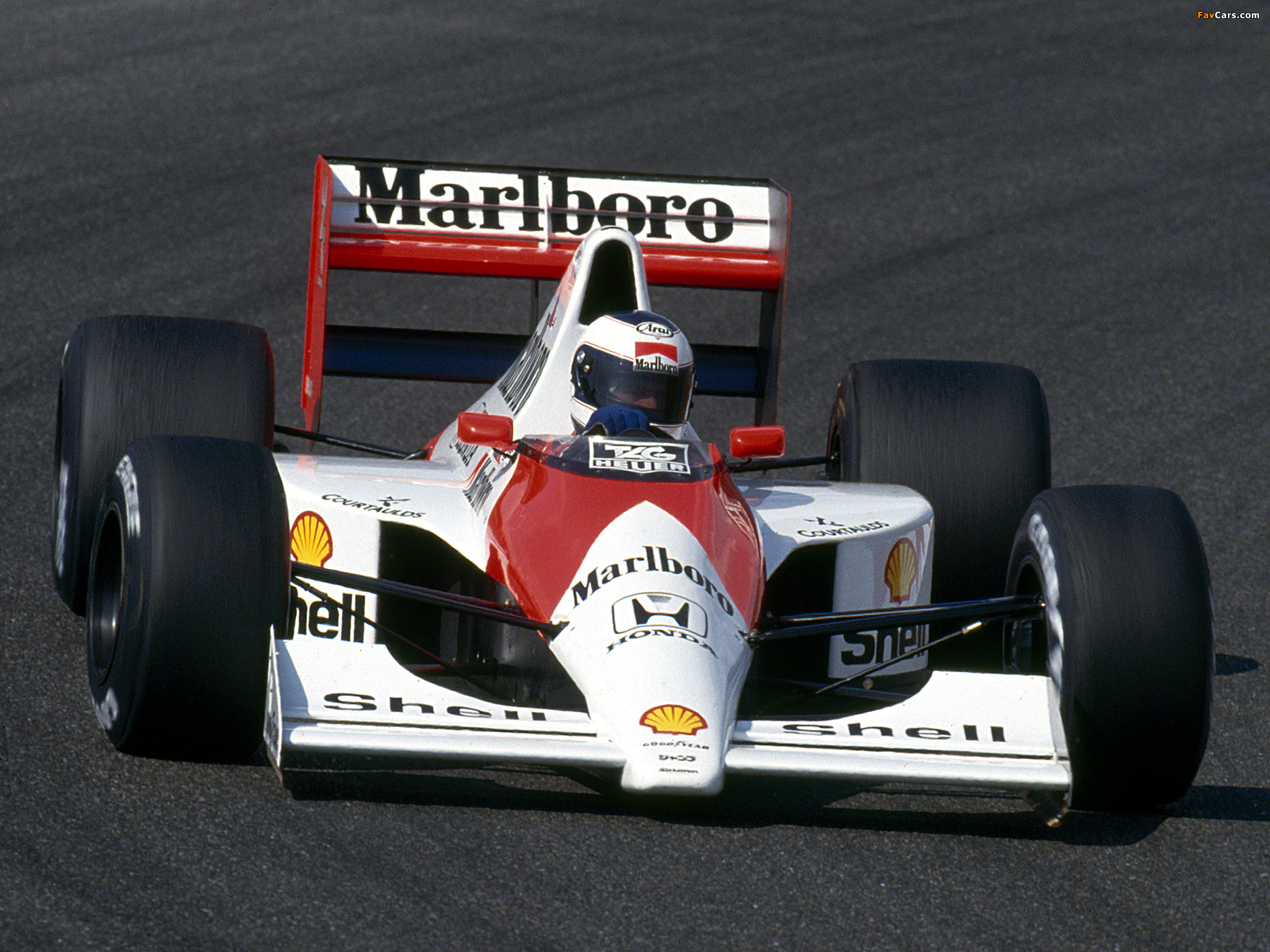 Images of McLaren Honda MP4-5B 1990 (2048 x 1536)