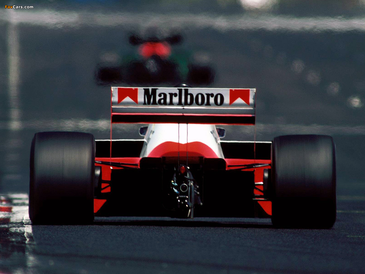 McLaren MP4-2B 1985 photos (1280 x 960)