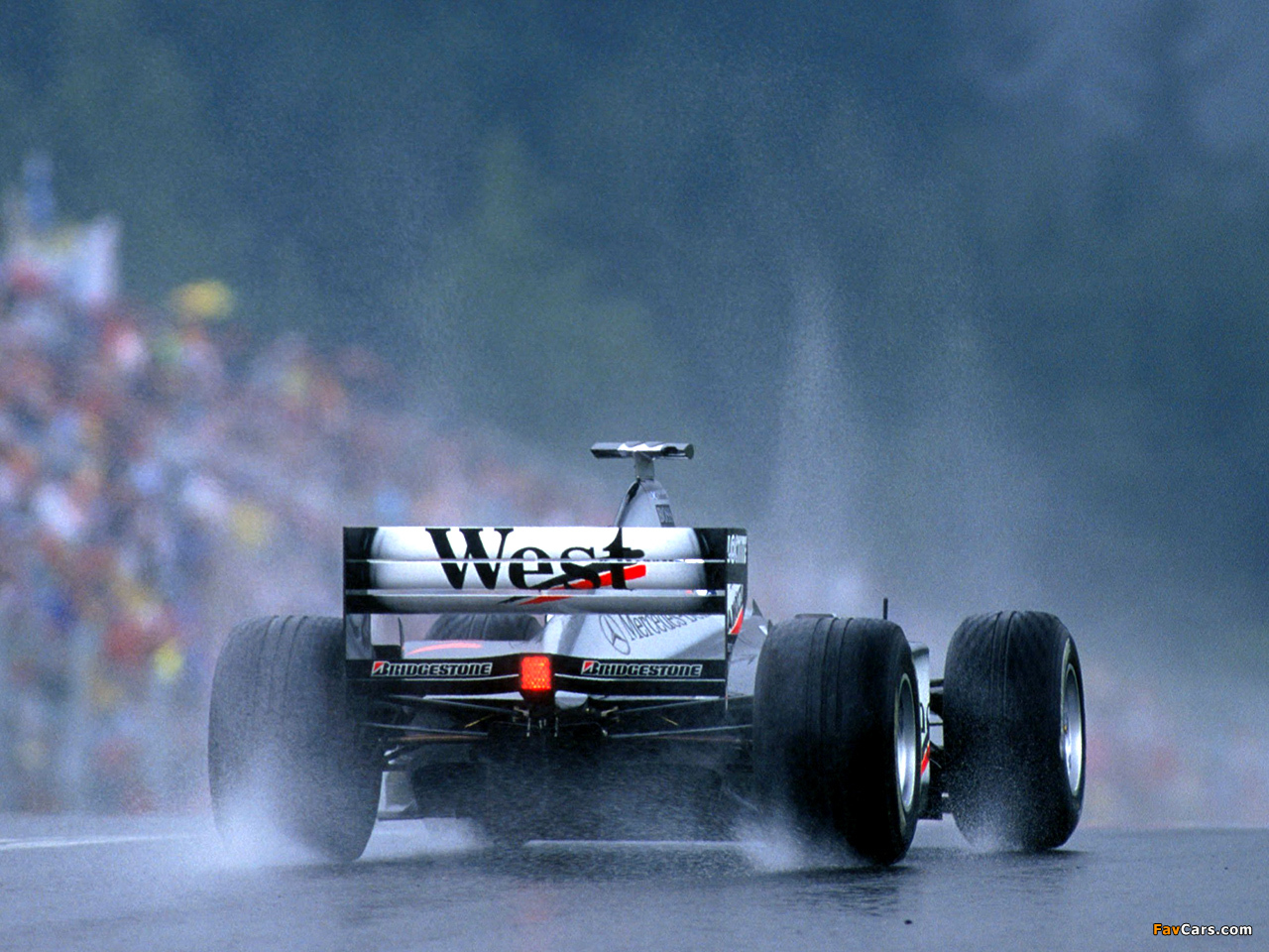 McLaren Mercedes-Benz MP4-13 1998 images (1280 x 960)