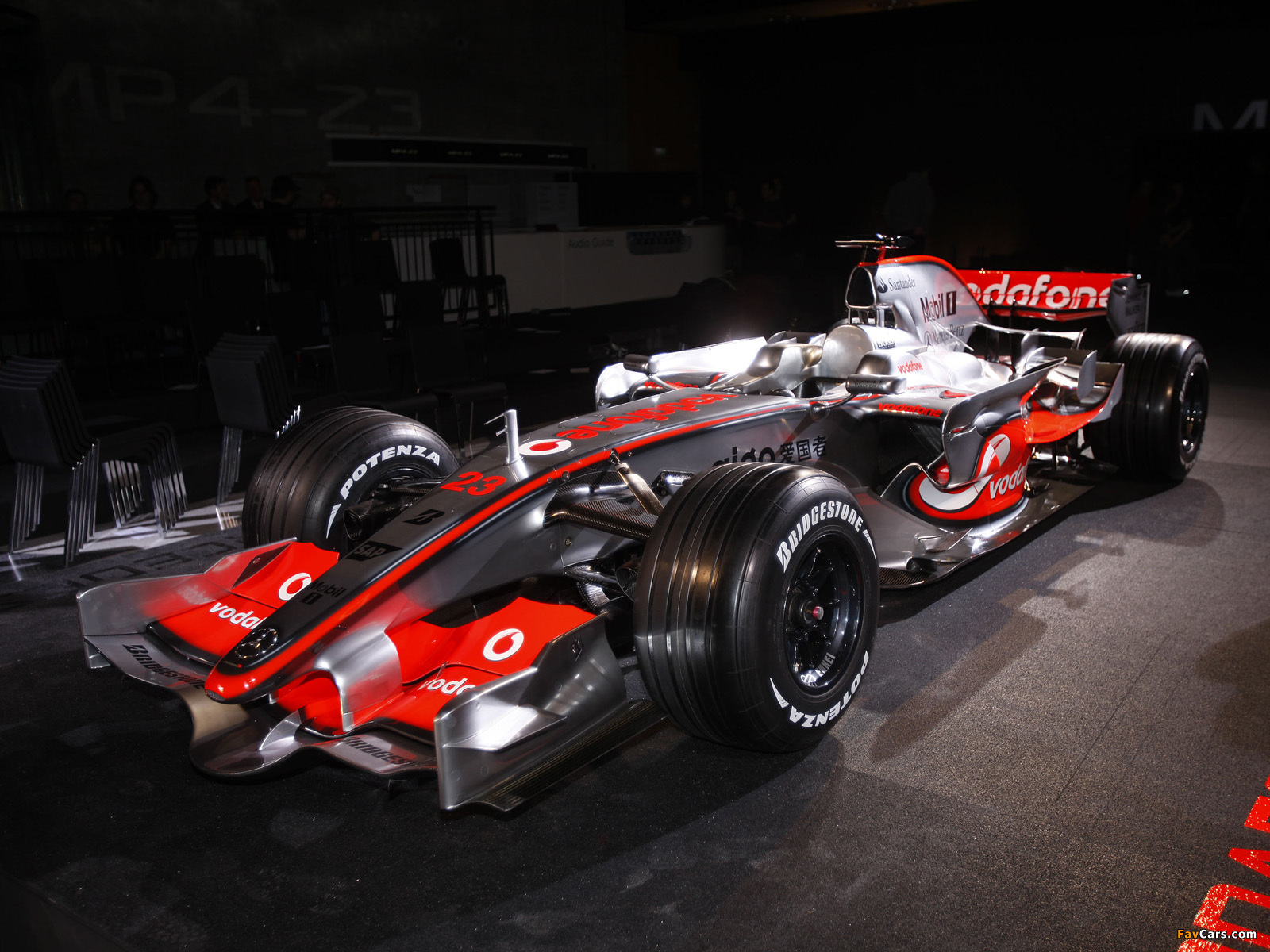 McLaren Mercedes-Benz MP4-23 2008 wallpapers (1600 x 1200)