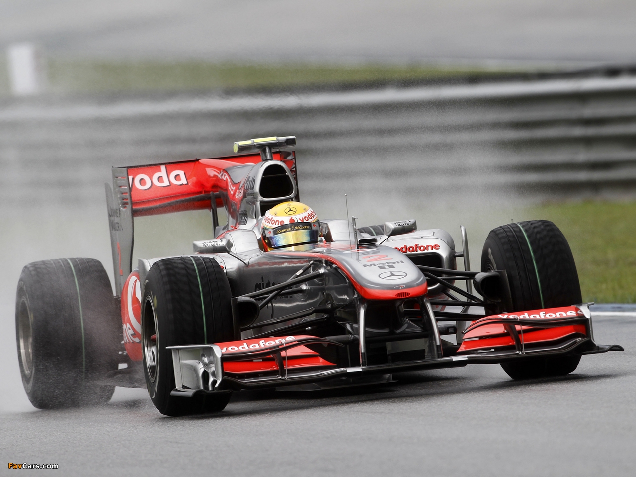 McLaren Mercedes-Benz MP4-25 2010 images (1280 x 960)