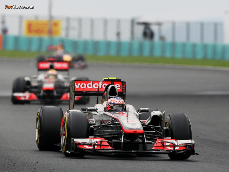 McLaren Mercedes-Benz MP4-26 2011 wallpapers (800 x 600)