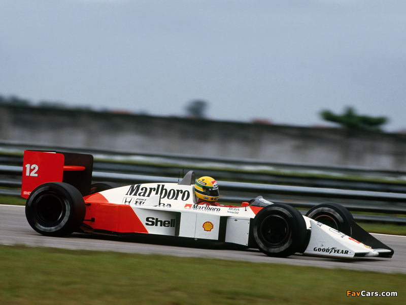 Photos of McLaren Honda MP4-4 1988 (800 x 600)
