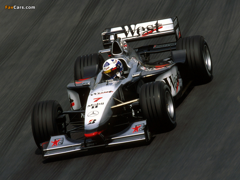 Photos of McLaren Mercedes-Benz MP4-13 1998 (800 x 600)