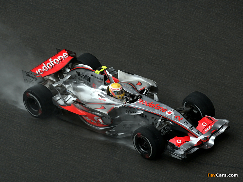 Photos of McLaren Mercedes-Benz MP4-22 2007 (800 x 600)