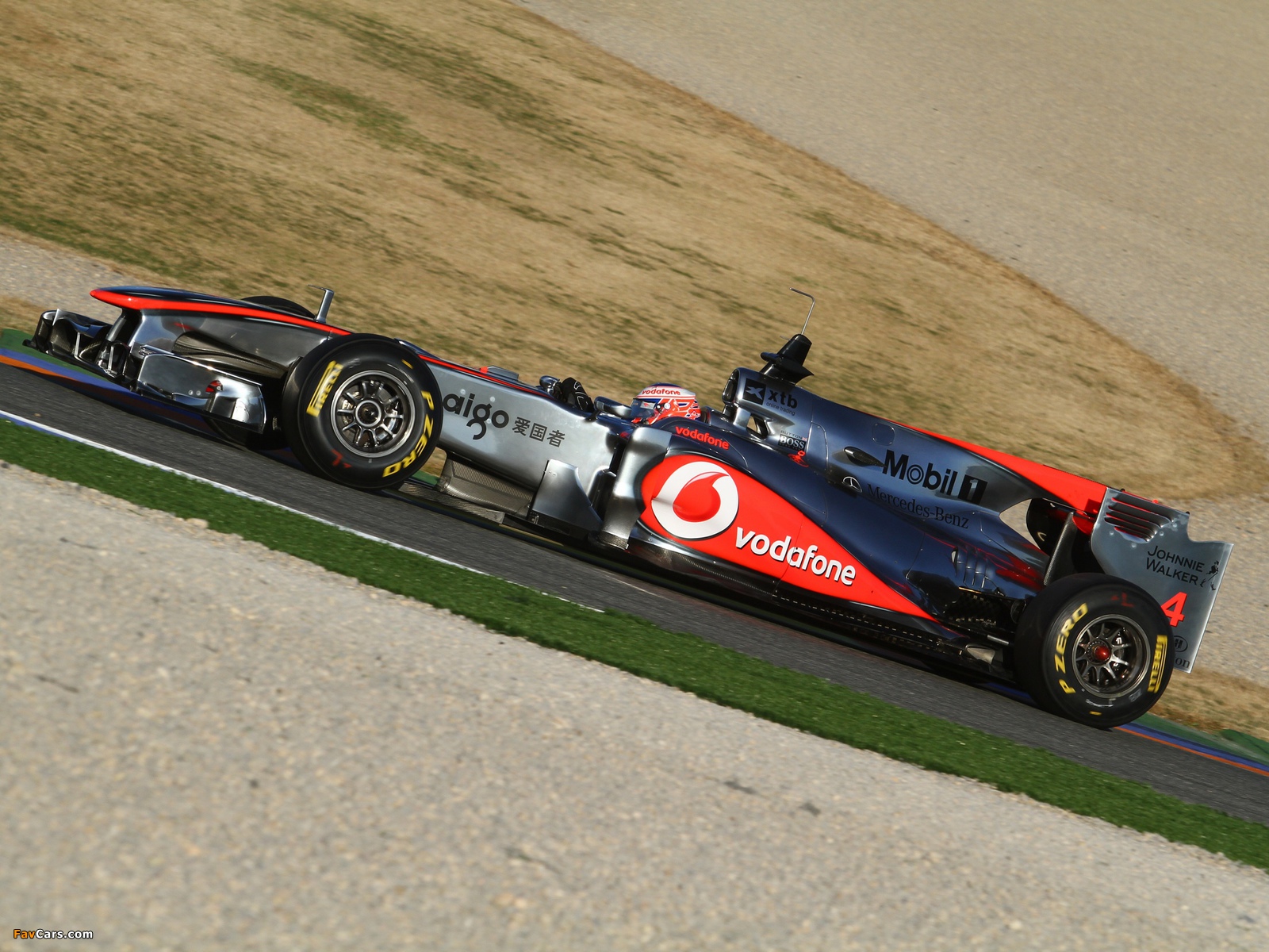 Photos of McLaren Mercedes-Benz MP4-25 2010 (1600 x 1200)