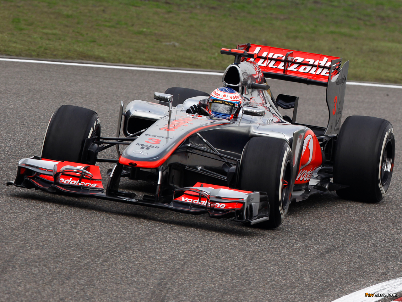 Photos of McLaren Mercedes-Benz MP4-27 2012 (1280 x 960)