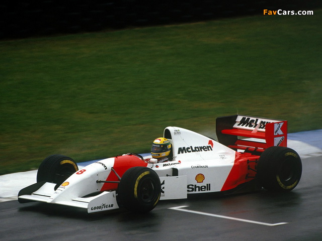Pictures of McLaren Ford MP4-8 1993 (640 x 480)