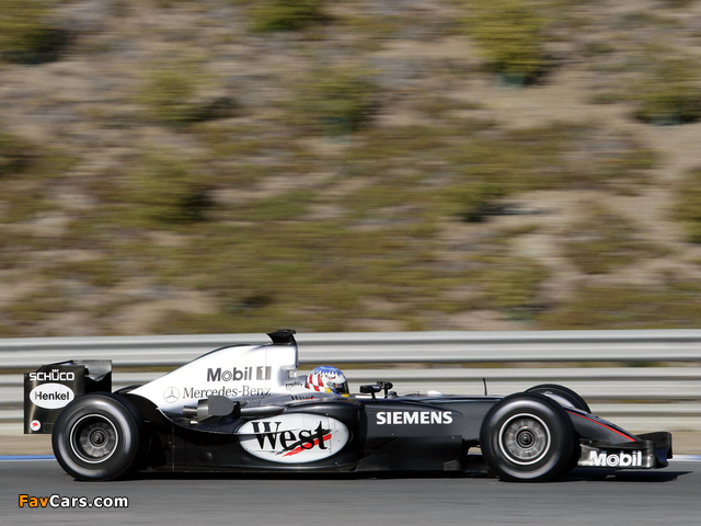 Pictures of McLaren Mercedes-Benz MP4-20 2005 (640 x 480)