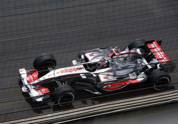 Pictures of McLaren Mercedes-Benz MP4-22 2007