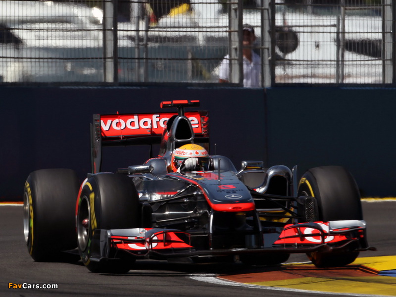 Pictures of McLaren Mercedes-Benz MP4-26 2011 (800 x 600)