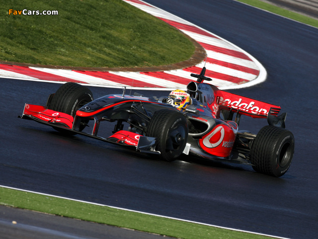 McLaren Mercedes-Benz MP4-24 2009 wallpapers (640 x 480)