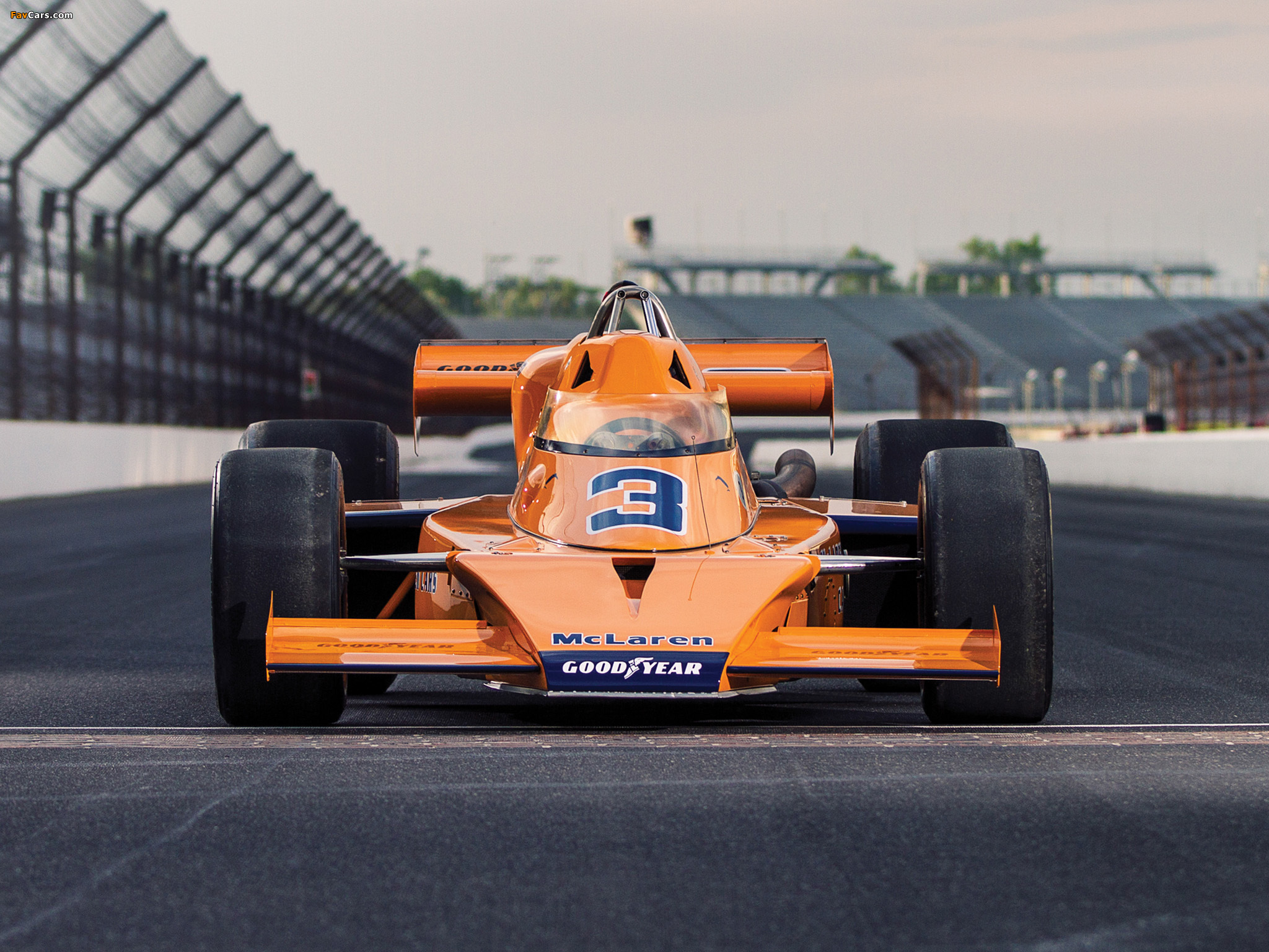 Images of McLaren M16C Indy 500 Race Car 1973–74 (2048 x 1536)
