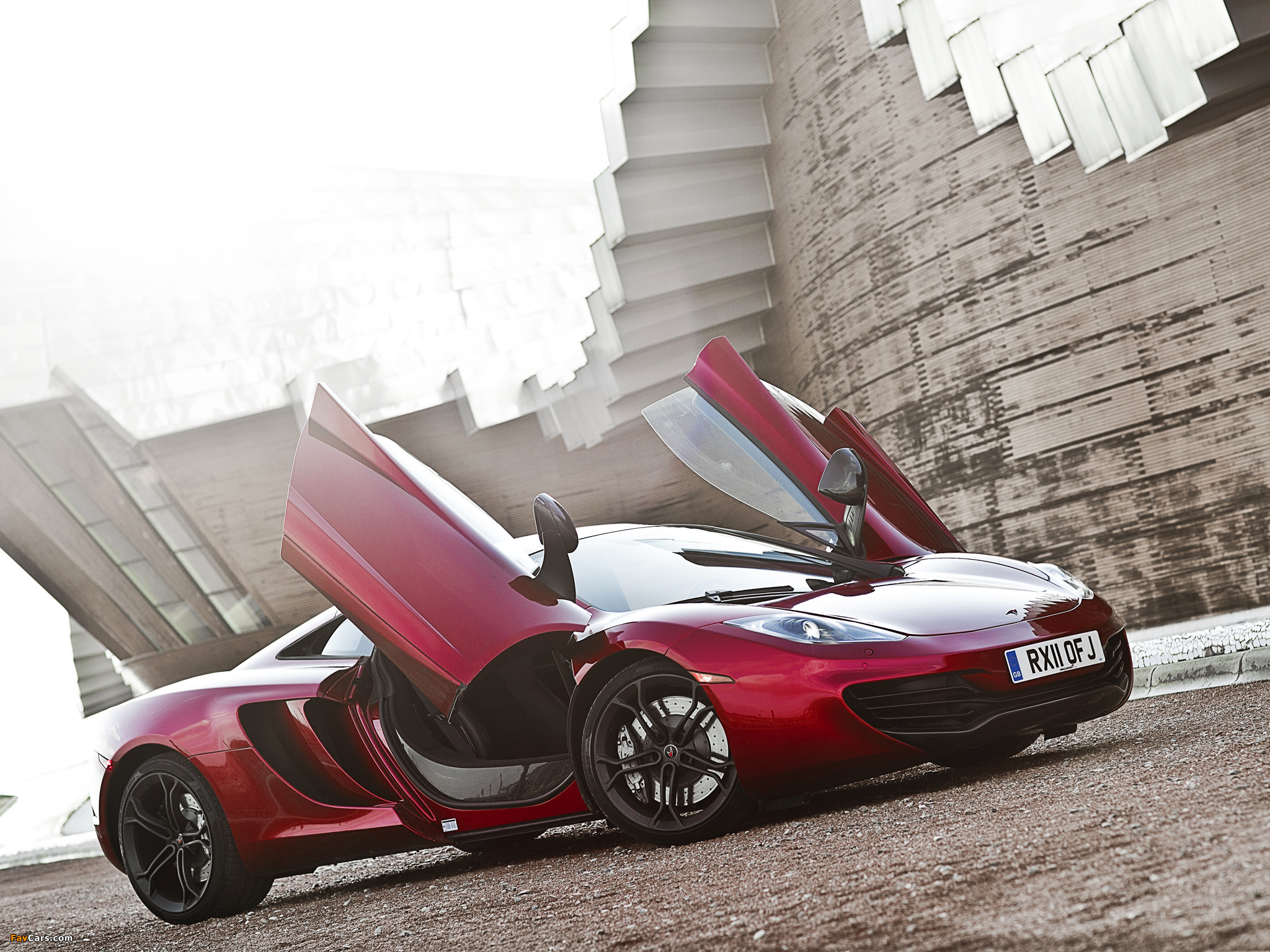 McLaren MP4-12C 2011–14 images (2048 x 1536)