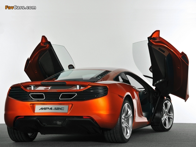 Photos of McLaren MP4-12C Prototype 2009–10 (640 x 480)