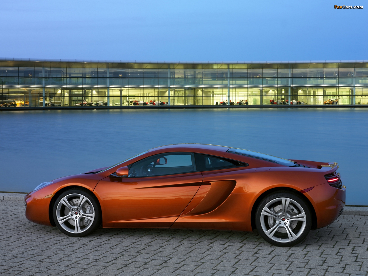 Photos of McLaren MP4-12C Prototype 2009–10 (1280 x 960)