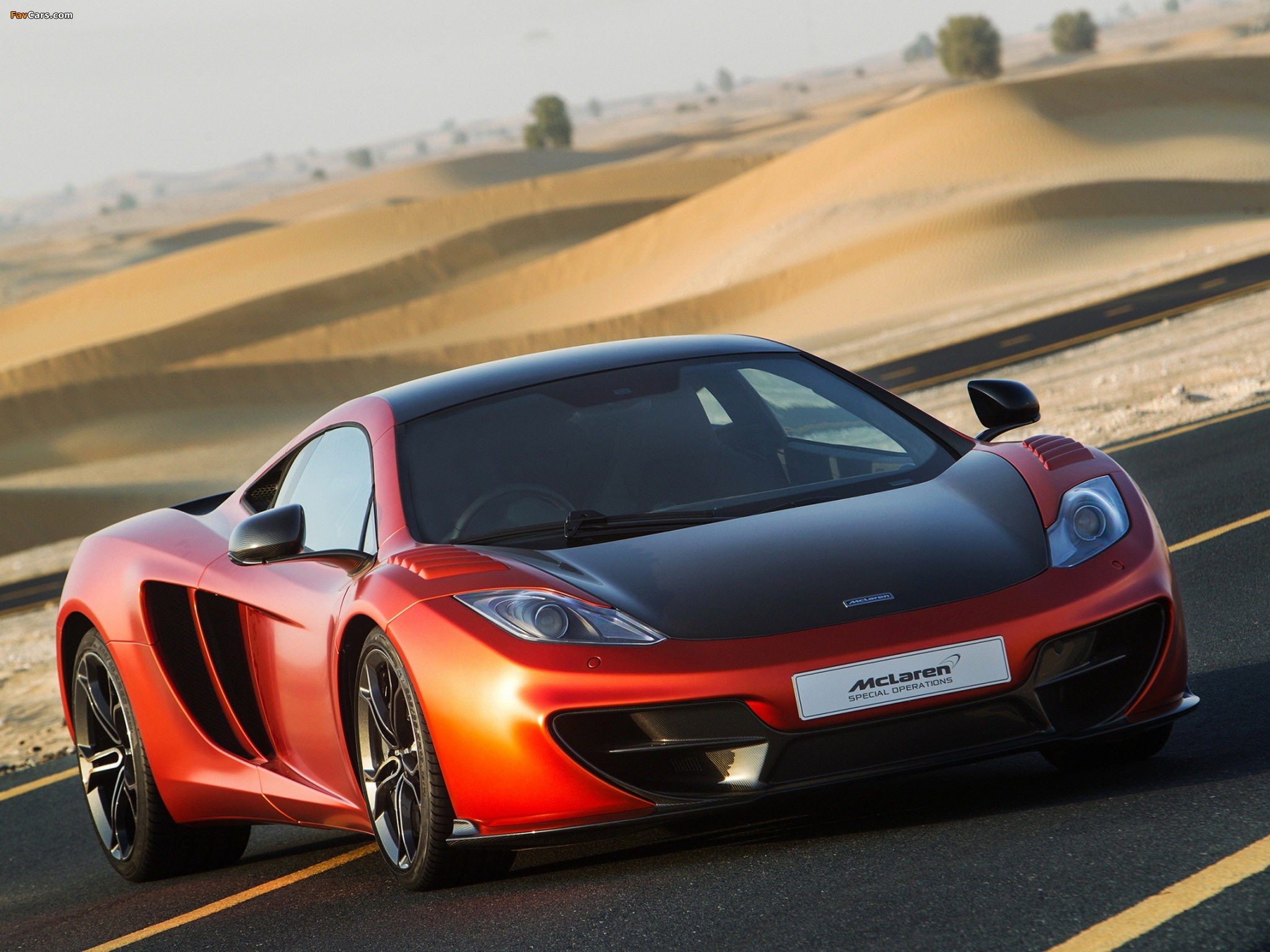 Pictures of McLaren MP4-12C UK-spec 2011–14 (2048 x 1536)