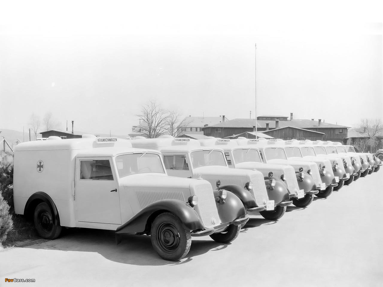 Images of Mercedes-Benz 170 V Krankenwagen (W136I) 1946–48 (1280 x 960)