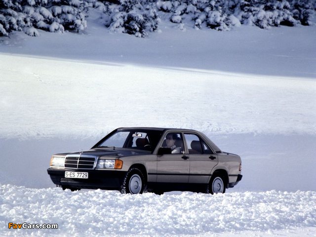 Images of Mercedes-Benz 190 E (W201) 1982–88 (640 x 480)