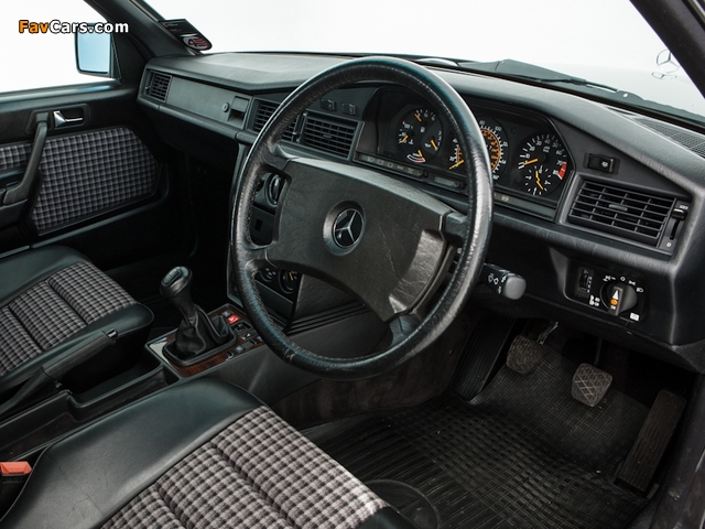Images of Mercedes-Benz 190 E 2.3-16 UK-spec (W201) 1984–88 (640 x 480)