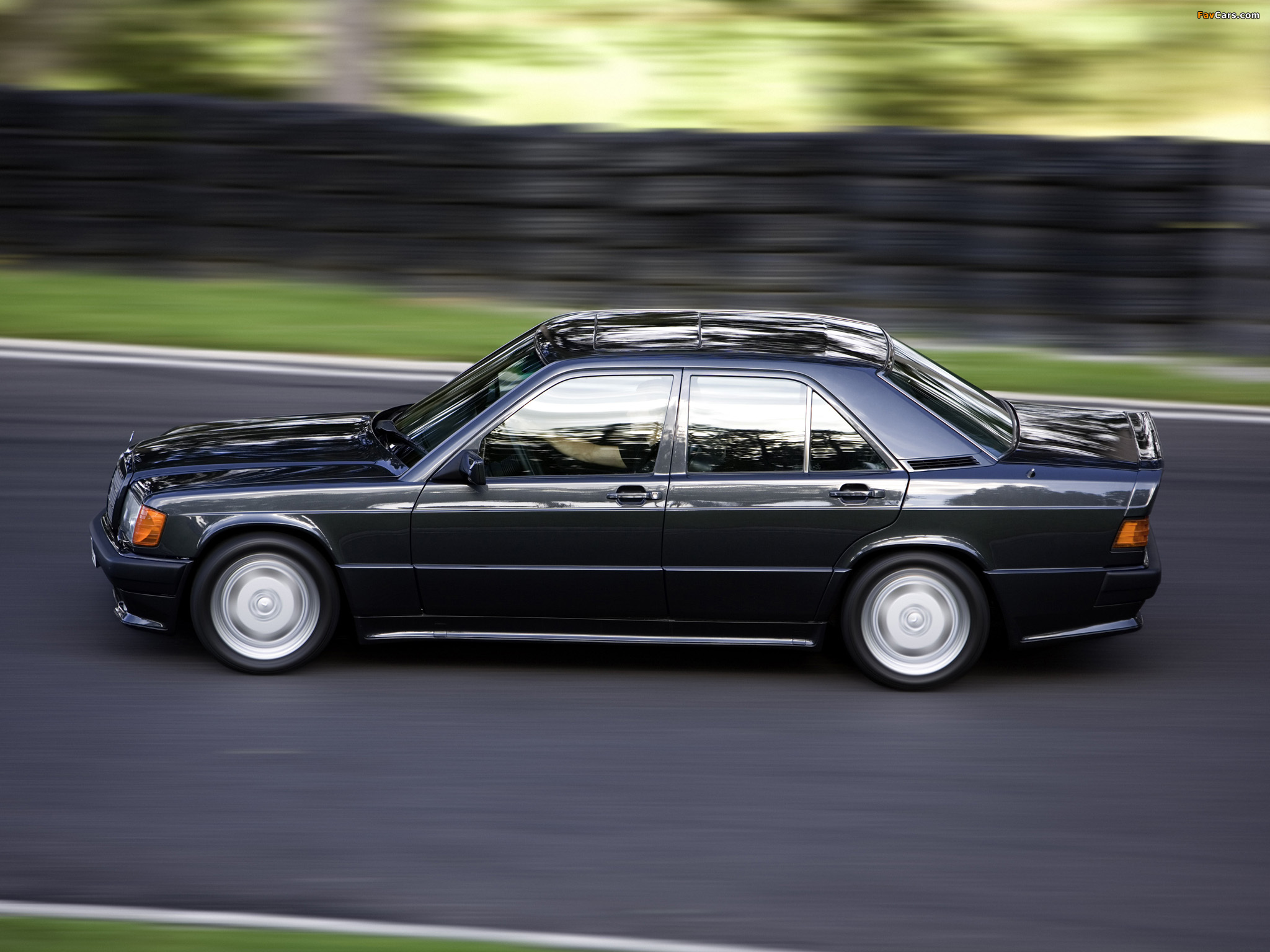 Images of AMG 190 E 3.2 (W201) 1992–93 (2048 x 1536)
