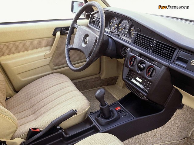 Mercedes-Benz 190 E (W201) 1982–88 photos (640 x 480)